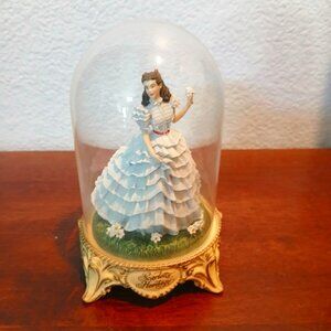 Gone With The Wind Glass Dome Figurine, "Scarlett's Heritage"